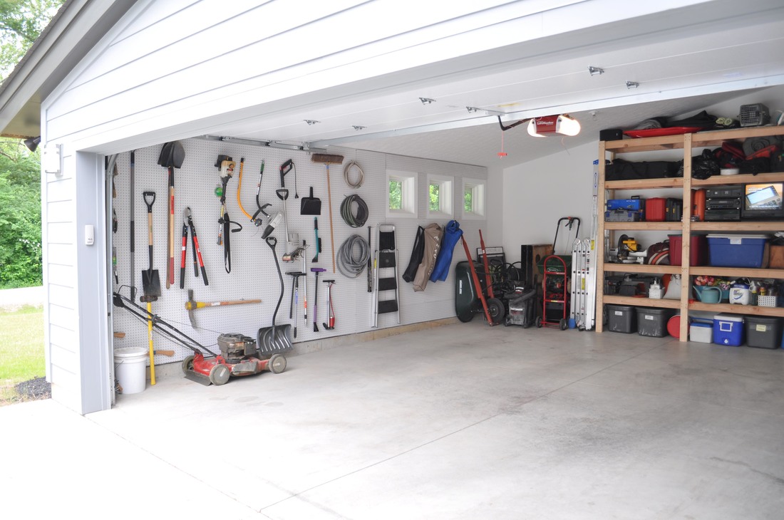 Garage Door Repair in Pasadena